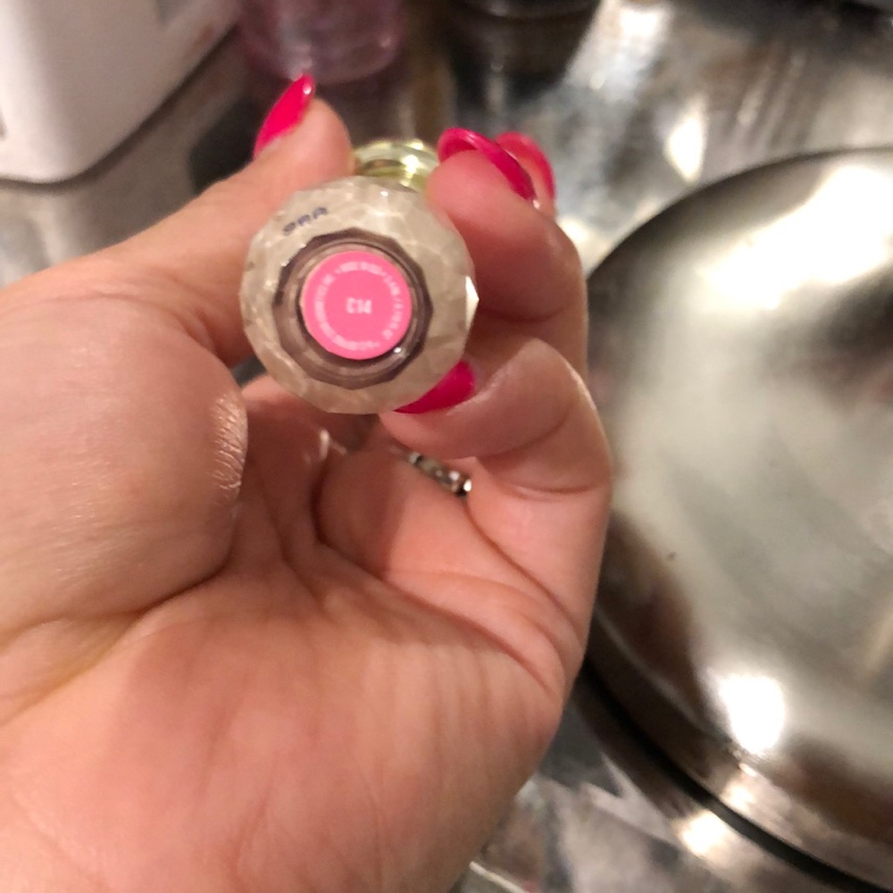 Jeffrey star concealer